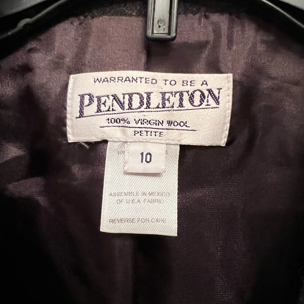 Pendleton 100% Virgin Wool Gray Lined Button Fron… - image 2
